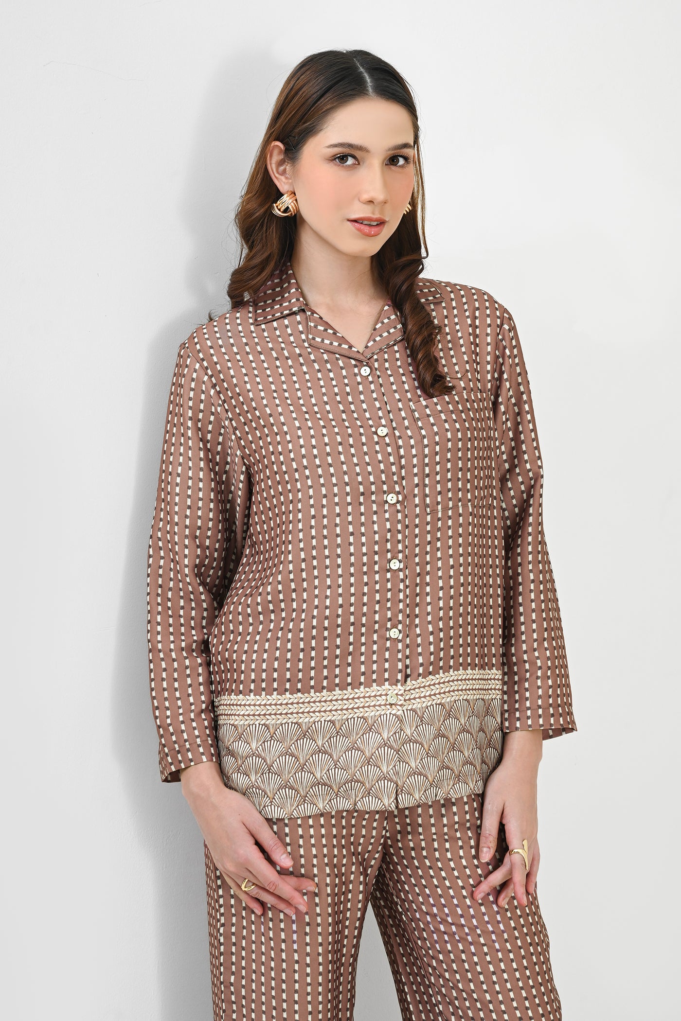 #color_brown