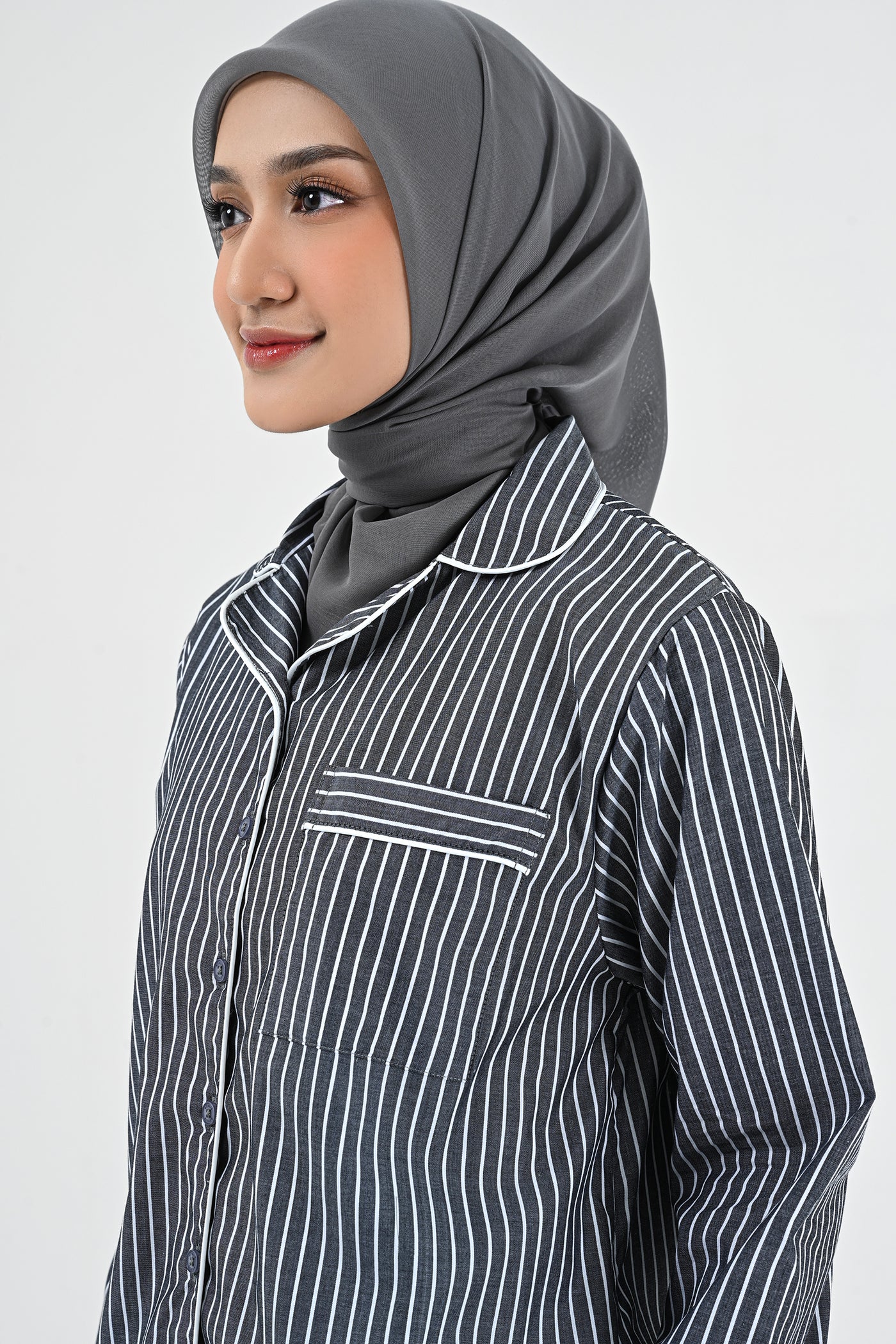 #color_darkgrey