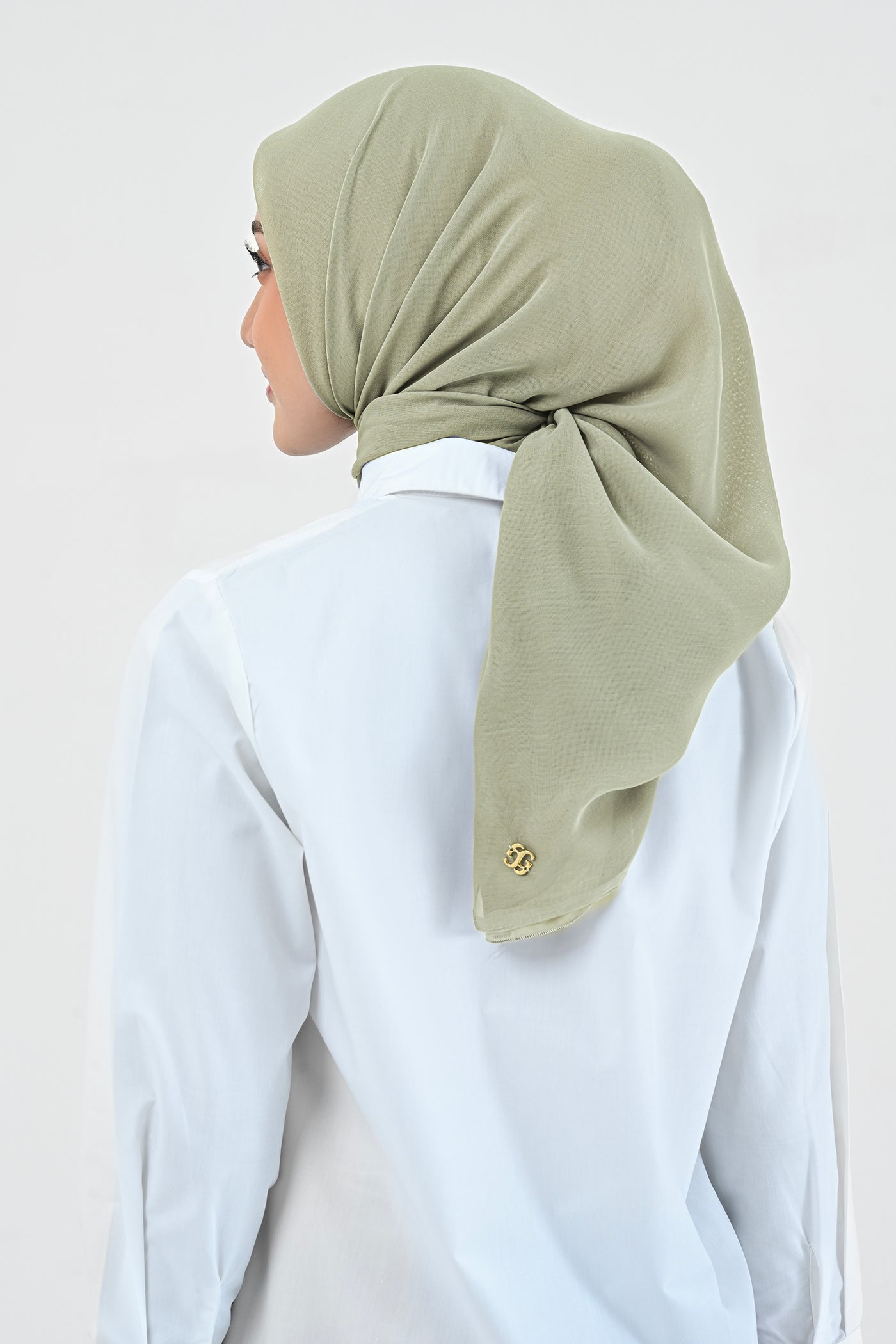 #color_taupe