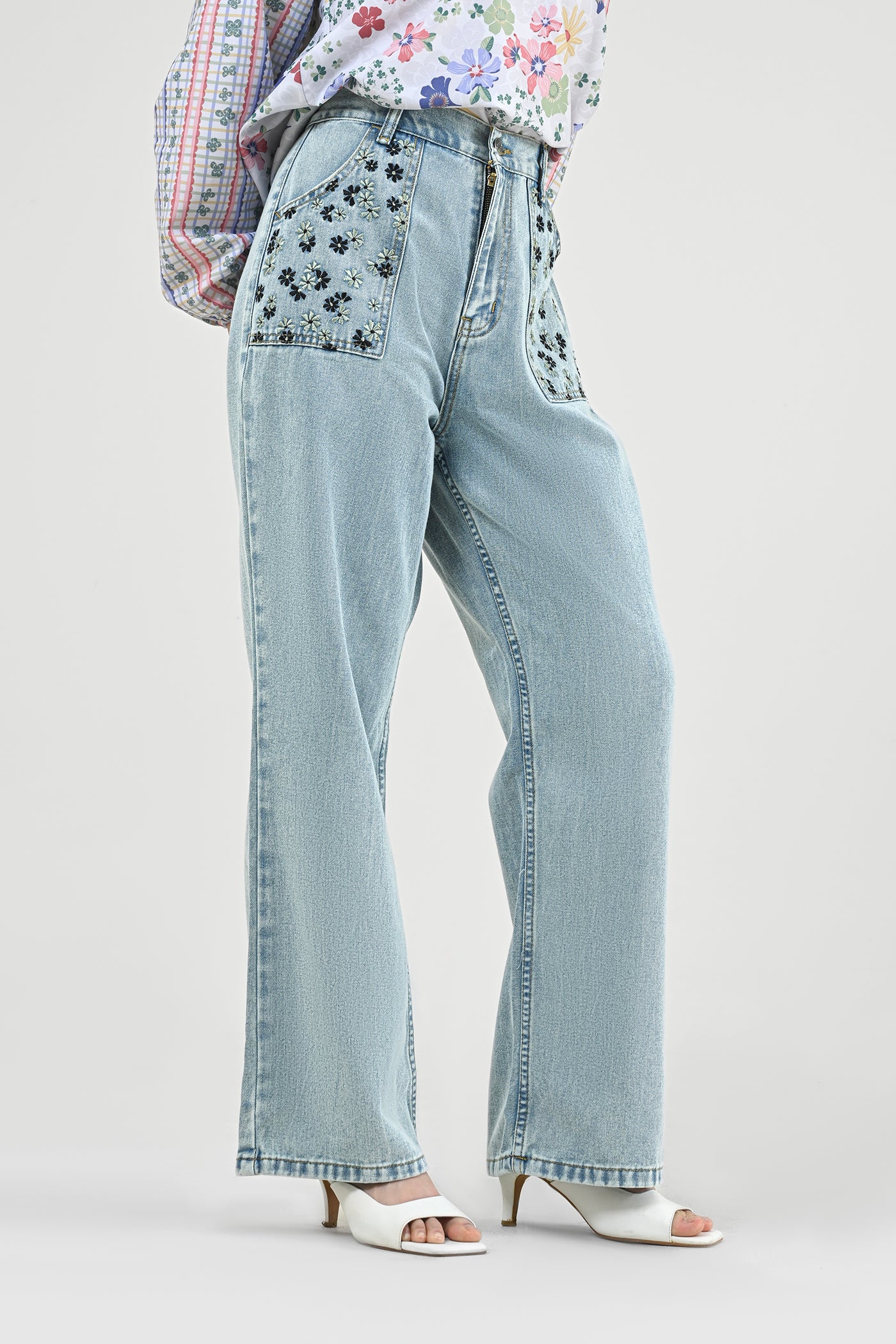 #color_lightdenim