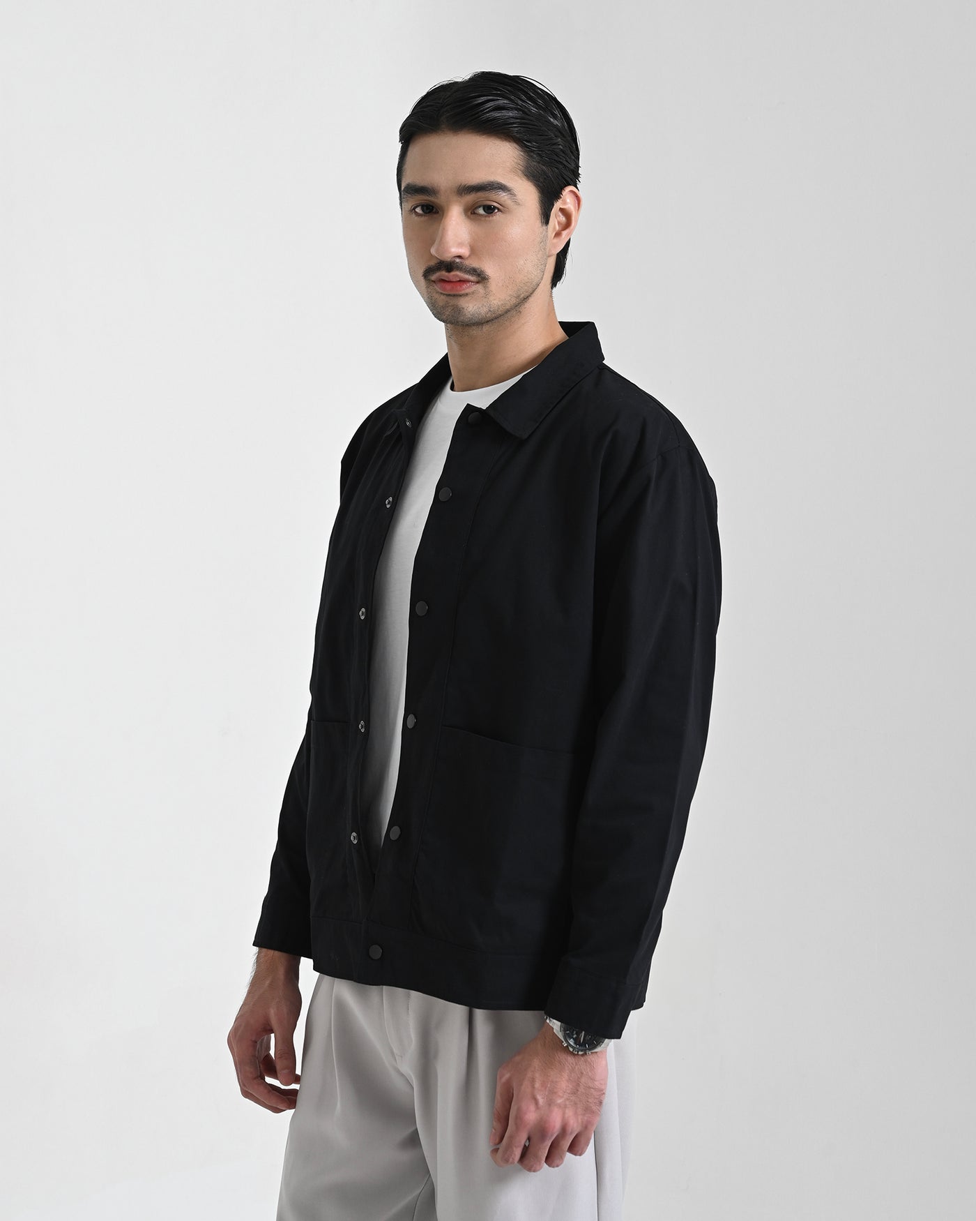 #color_black