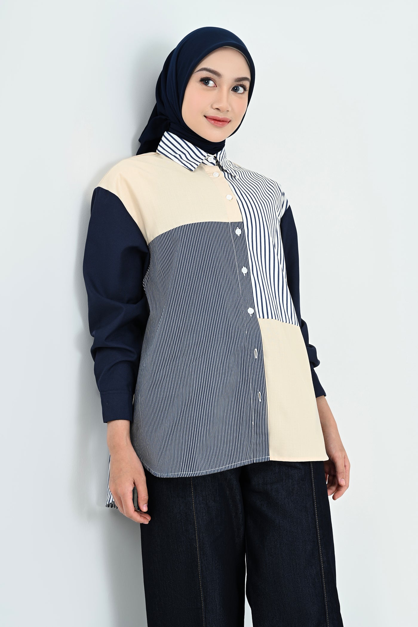 #color_navy