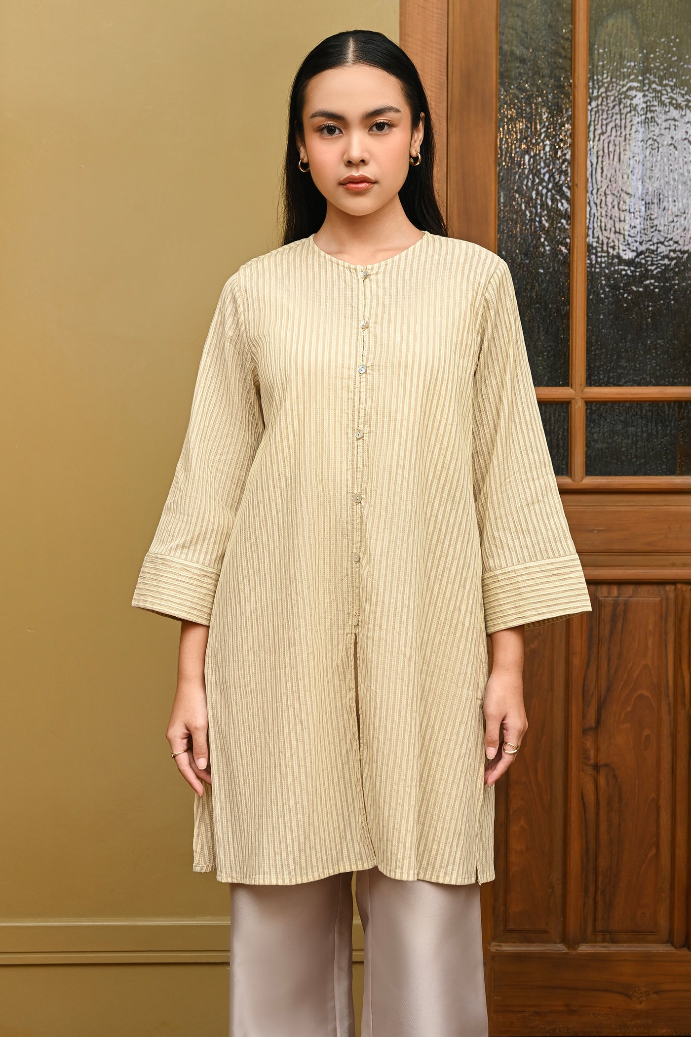 #color_khaki