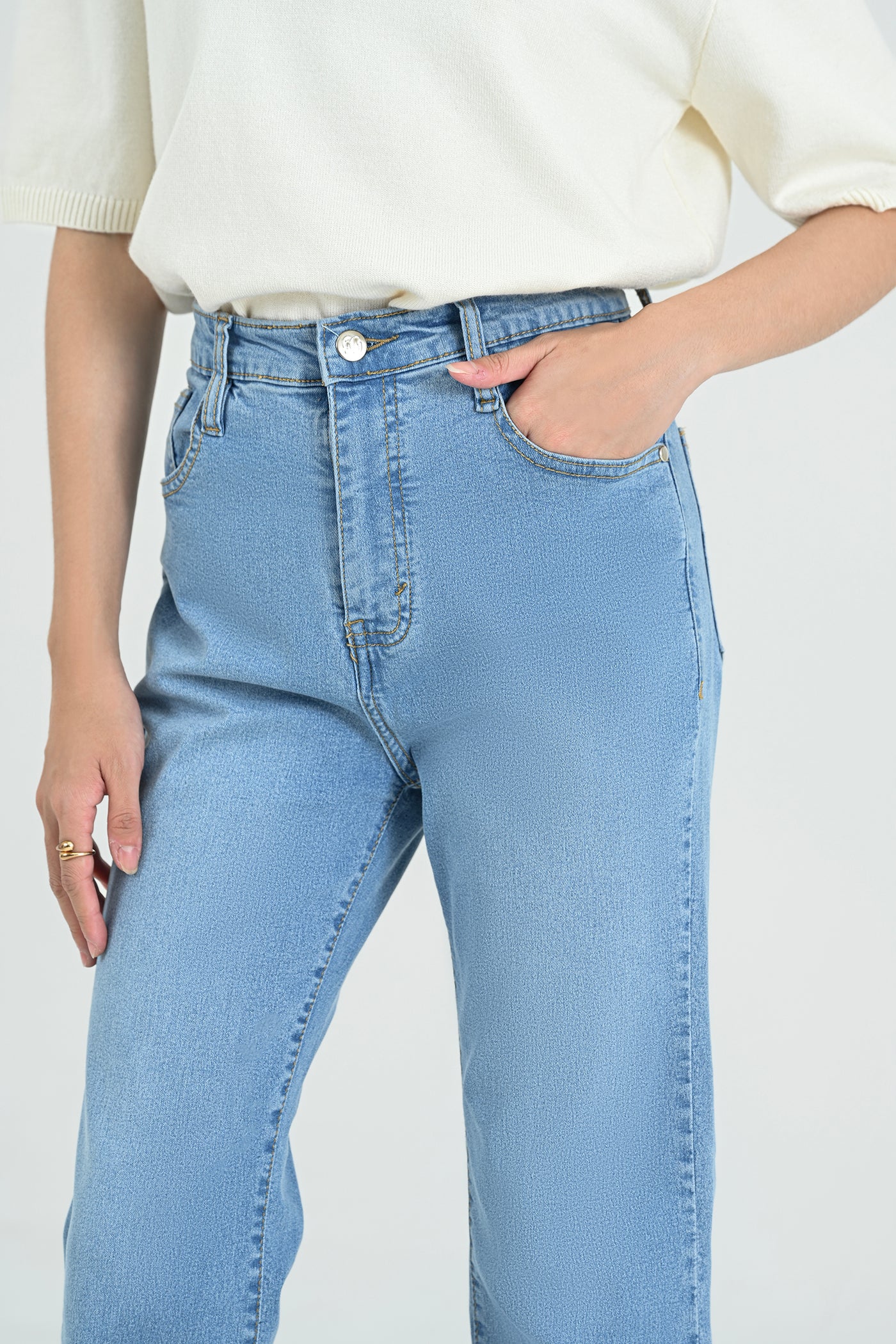 #color_lightdenim