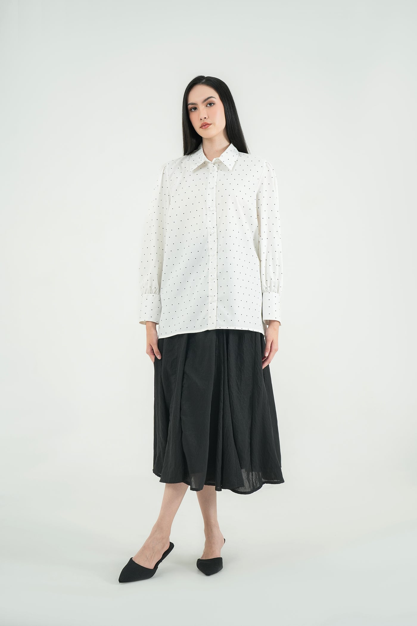 #color_polkadotwhite