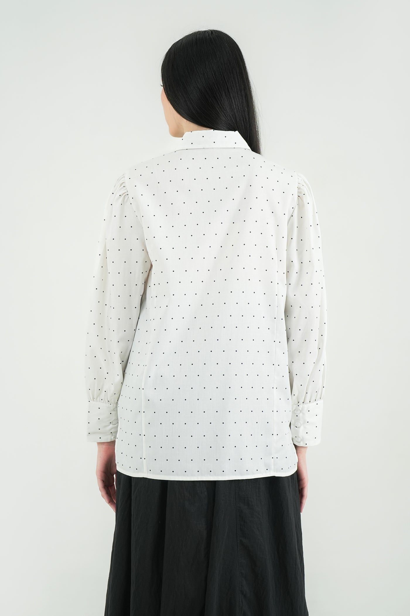 #color_polkadotwhite