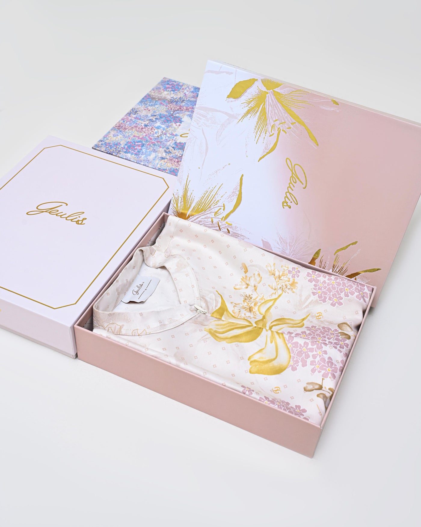 GIFT BOX SET